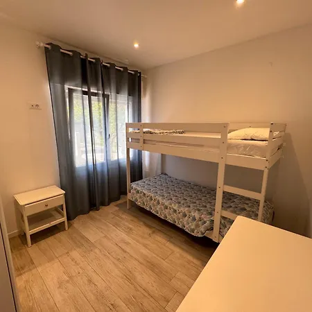 App4rent Primavera - 2 Family شقة *